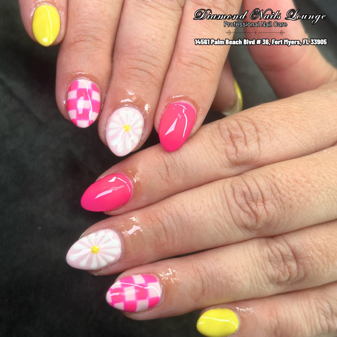 Diamond Nails Lounge